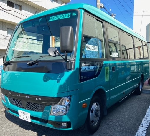 Aバス
