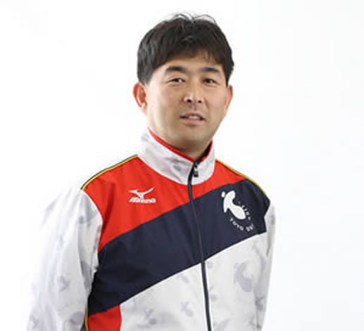 平井コーチ